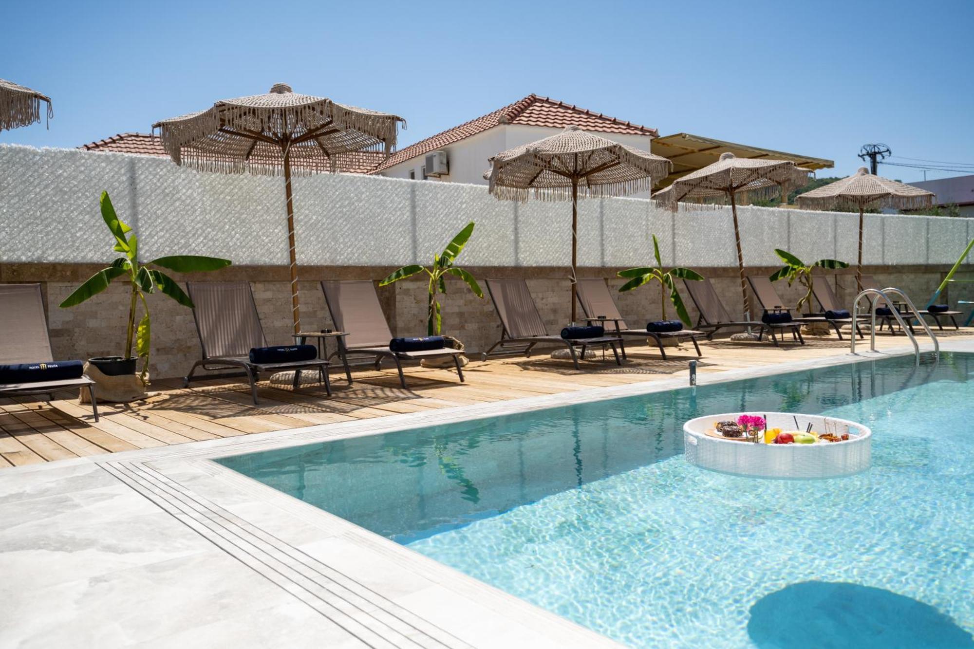 Hotel Teuta Ulcinj Kültér fotó